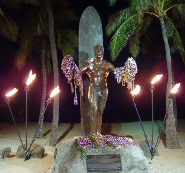 Duke Kahanamoku Statue Waikiki Beach Duke Kahanamoku Statue Waikiki Beach