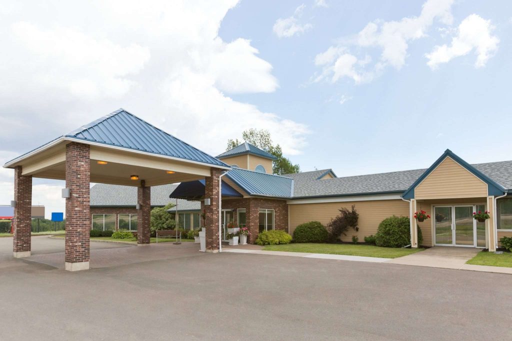 Days Inn & Suites in Moncton, New Brunswick, offering modern amenities and great service.